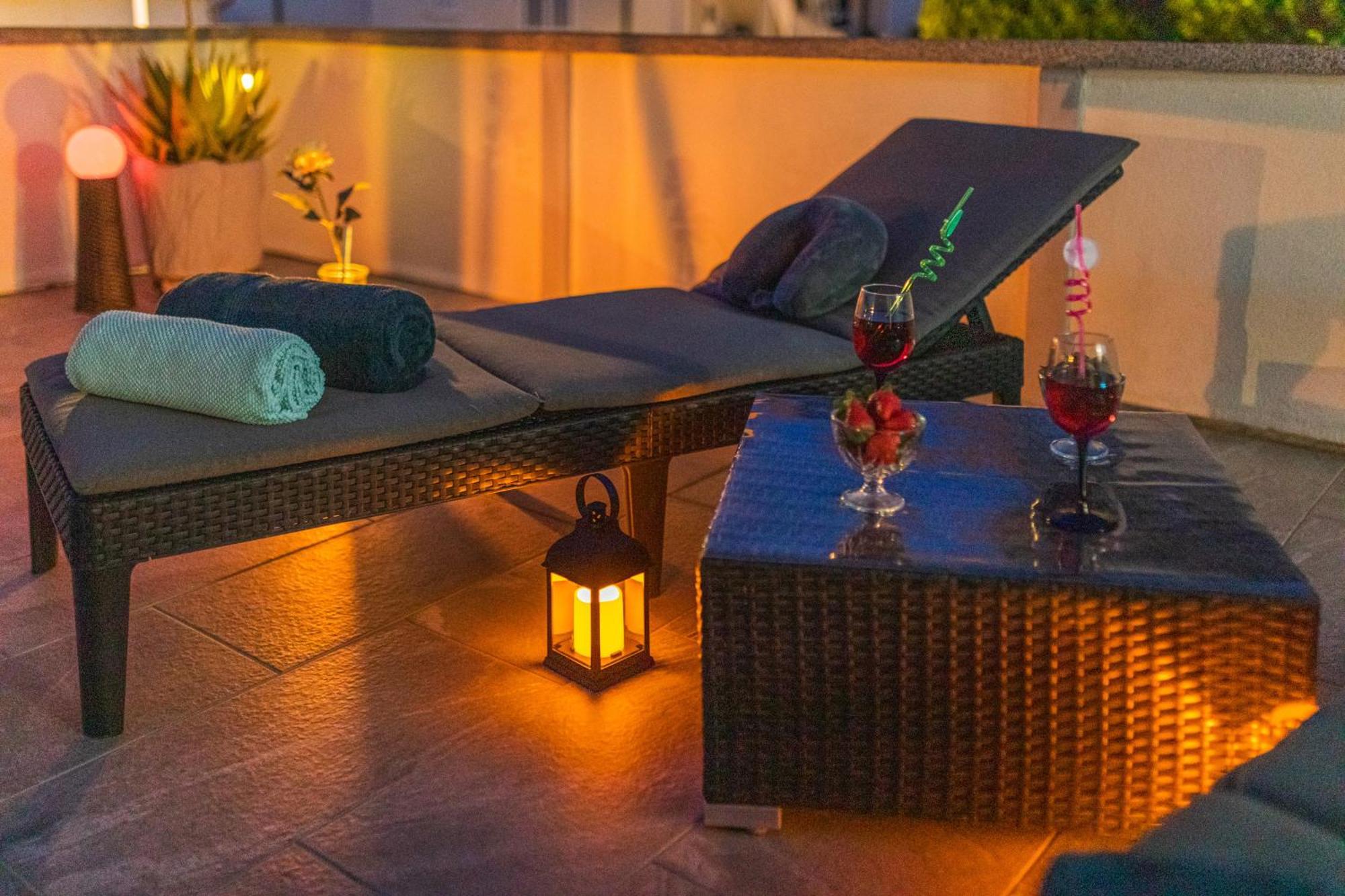 Apartment Tara With Seaview Кърк Екстериор снимка
