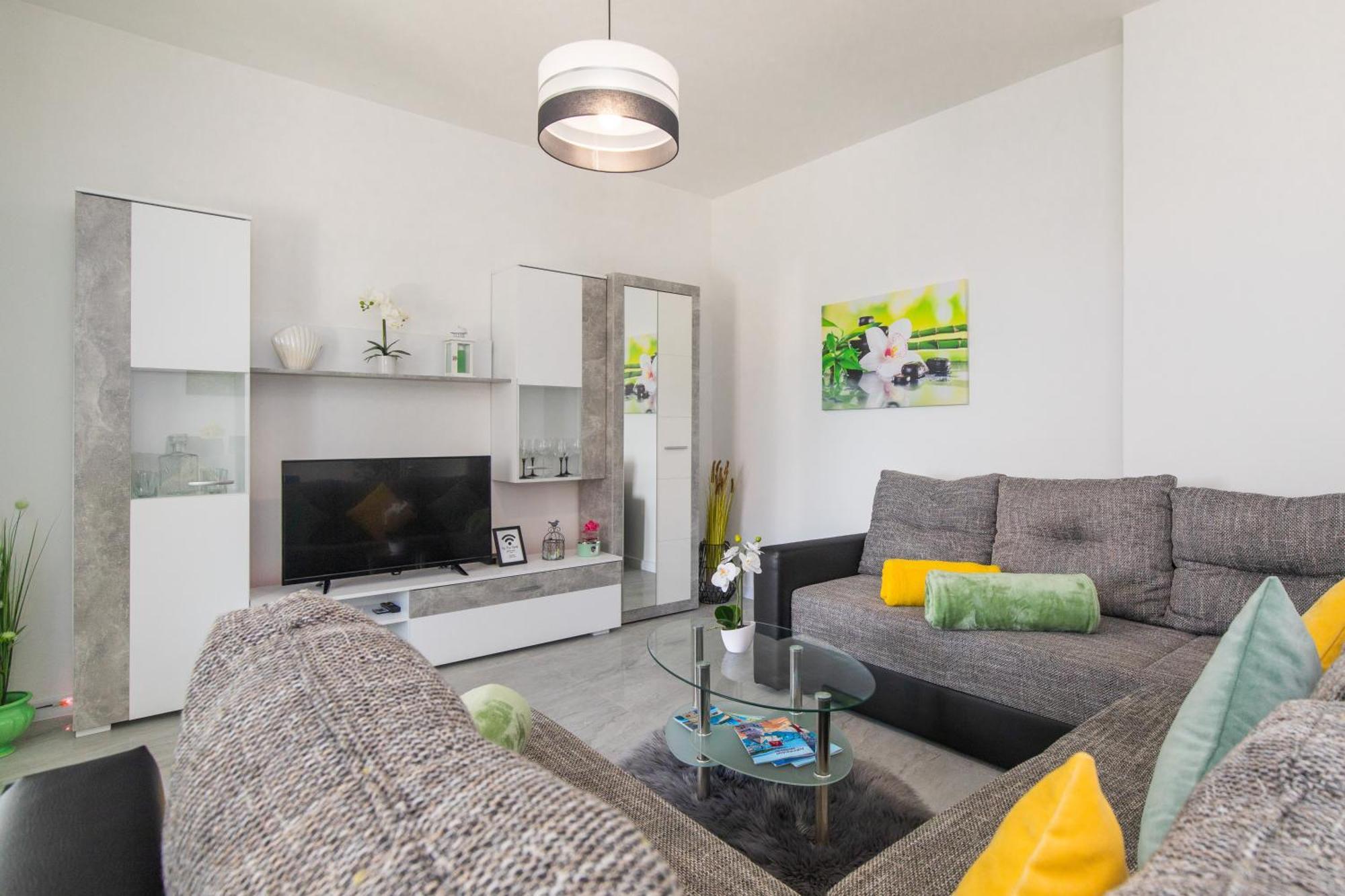 Apartment Tara With Seaview Кърк Екстериор снимка